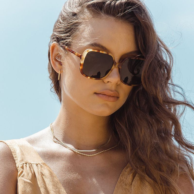 Everly, Honey Tort/Brown Gradient Polarised Lenses
