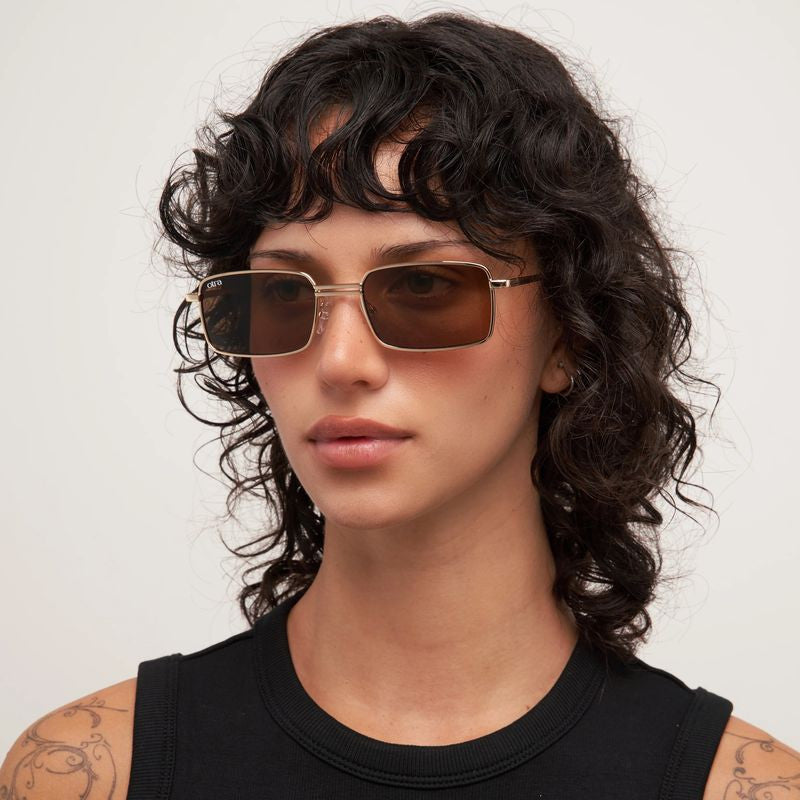 Ila, Gold/Brown Lenses