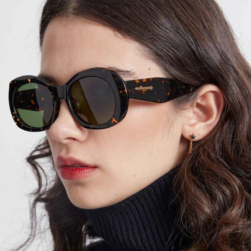 Parlour, Cracked Tort/Grass Lenses