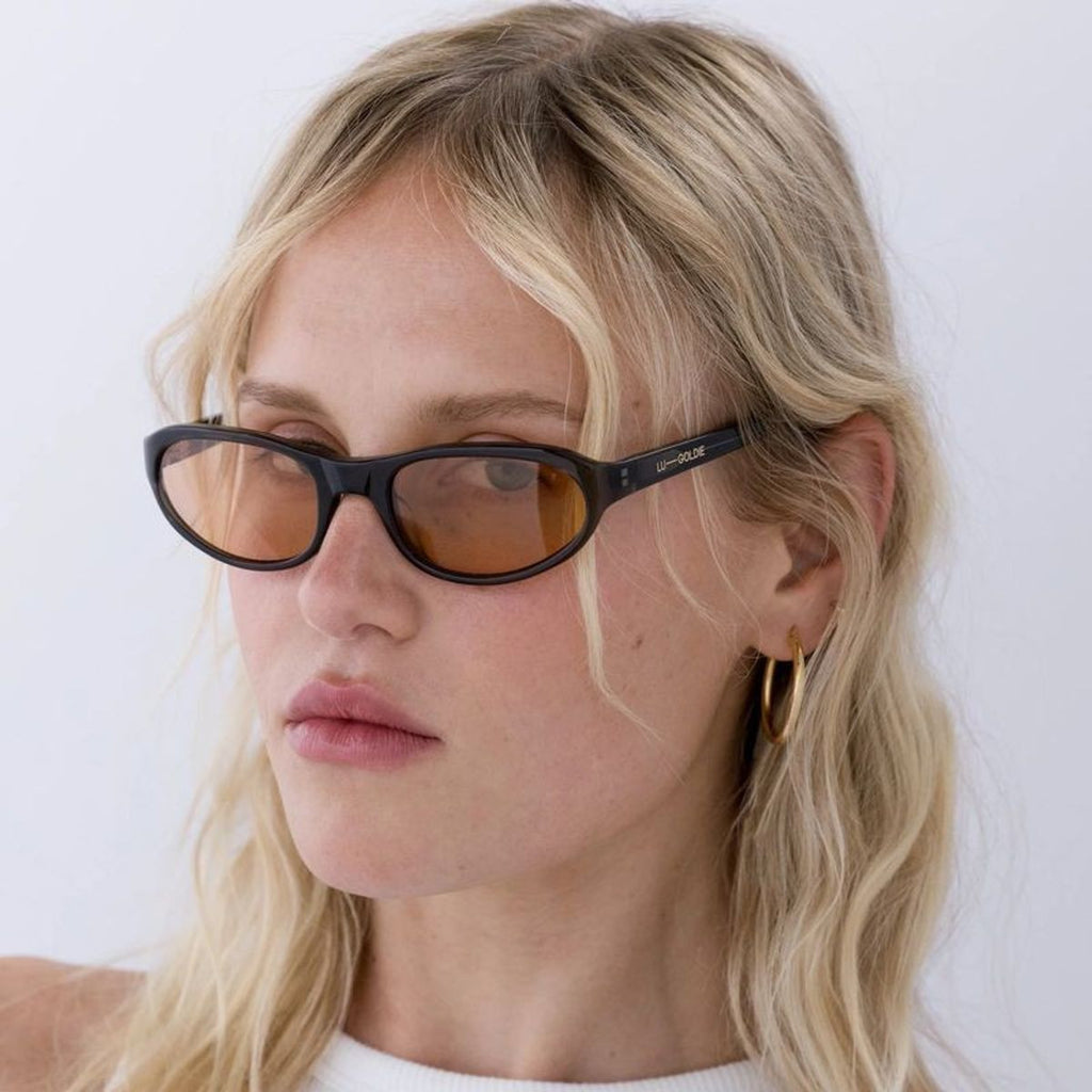 Naomi, Ash/Light Brown Lenses
