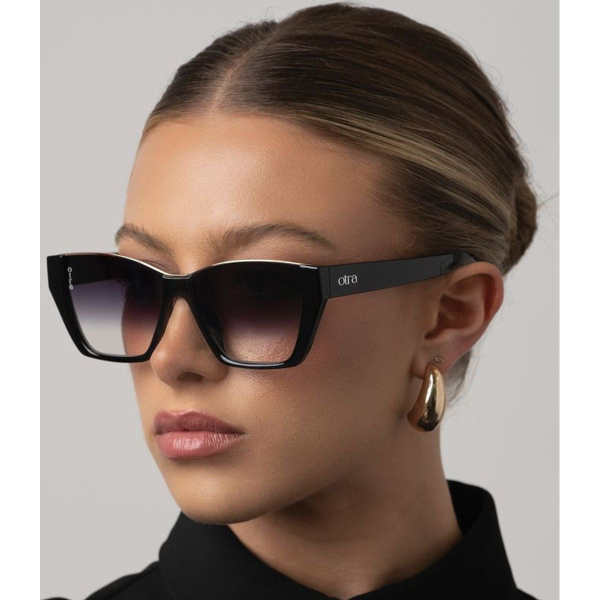 Belle, Black/Smoke Gradient Lenses