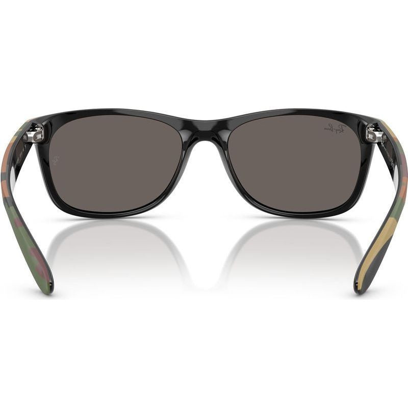 New Wayfarer Classic RB2132, Black and Green Camouflage/Dark Grey Glass Lenses 55 Eye Size