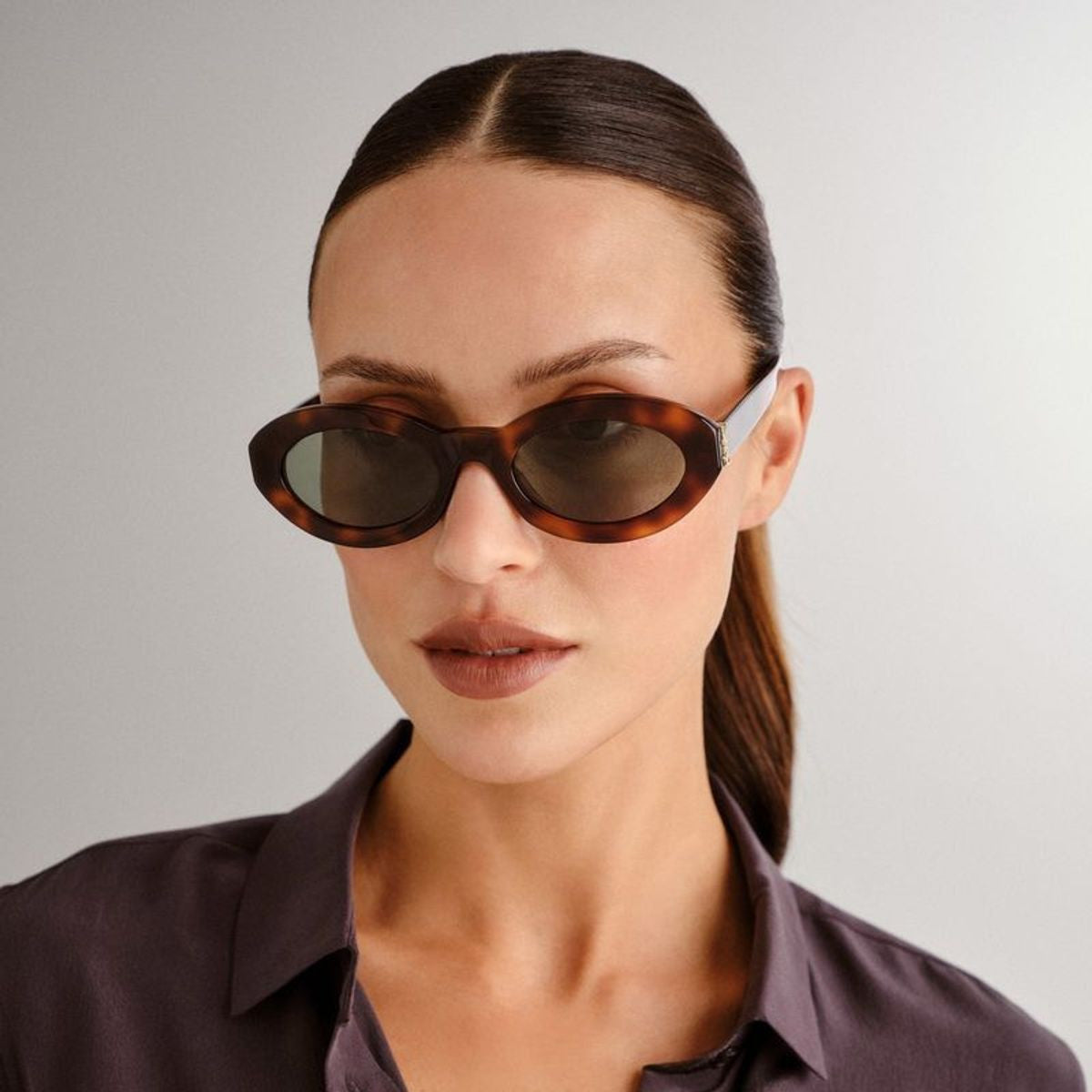 SLM136, Havana/Green Lenses