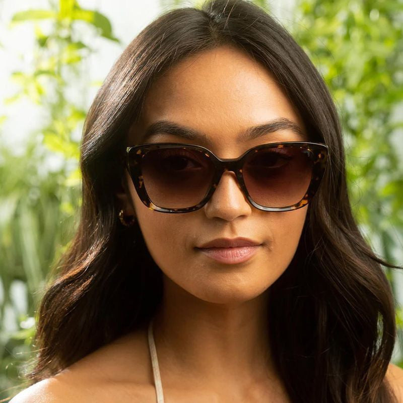 Harmonia, Tokyo Tort/Grey Gradient Lenses