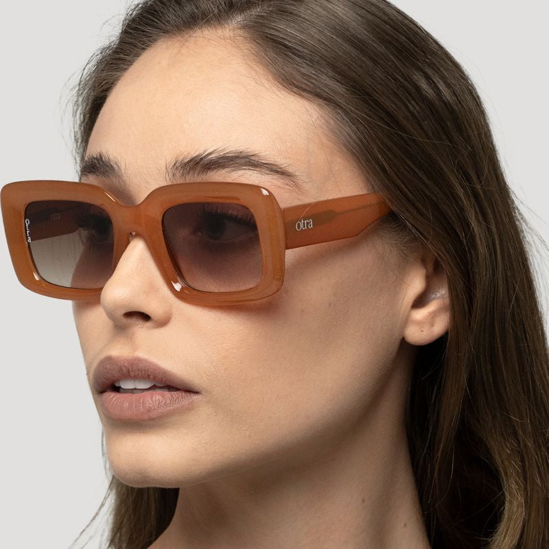 Chelsea, Transparent Honey/Brown Gradient Lenses
