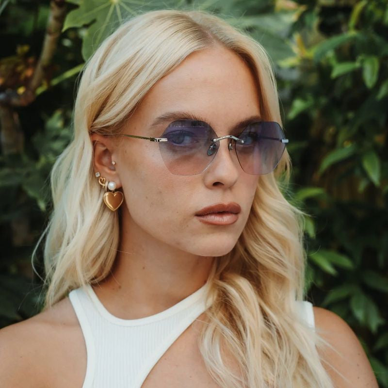 Newport, Silver/Blue Pink Gradient Lenses