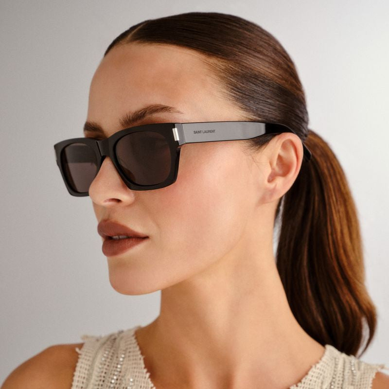 SL402, Black/Black Lenses